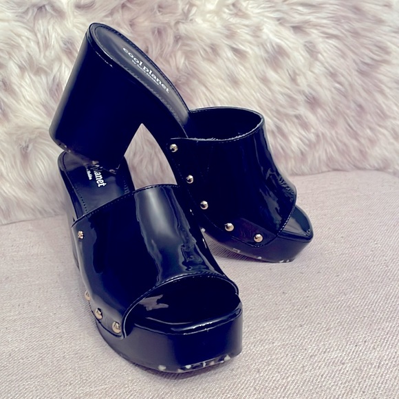 Cool Planet by Steve Madden black Patent leather type Sandal Size 8.5 - Picture 2 of 6